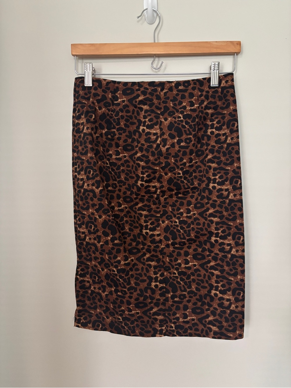 Old Navy Leopard-Print Pencil Skirt in Brown and Black NWOT - Size 2 -Waist 14”